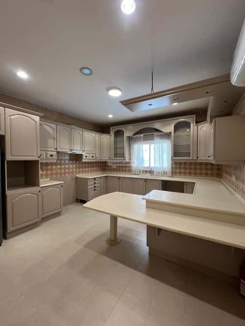 فيلا 7 غرف في البساتين 7