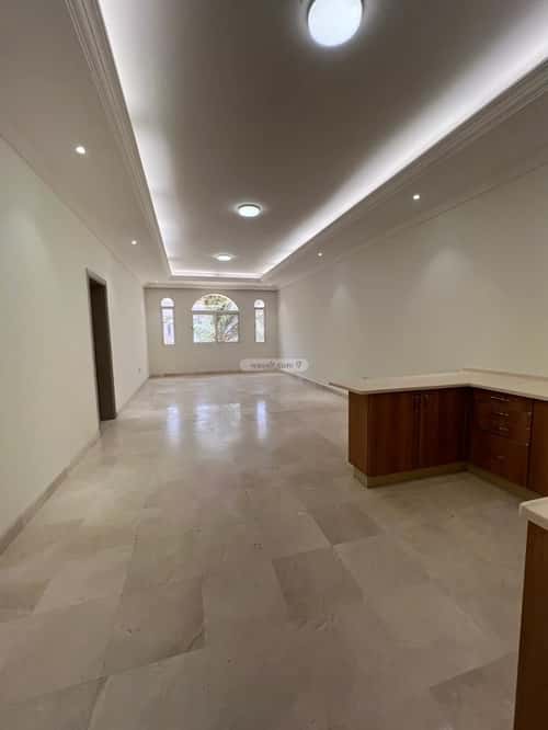 فيلا 7 غرف في البساتين 8