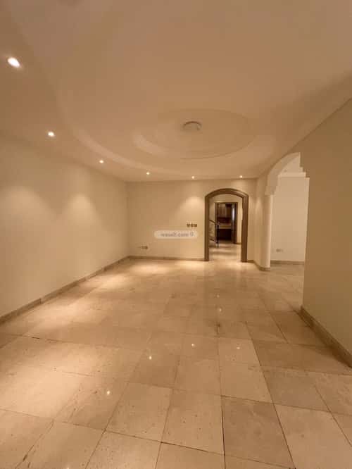 فيلا 7 غرف في البساتين 9