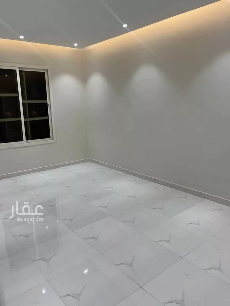 1770 sqm building in Dhahrat Laban 3