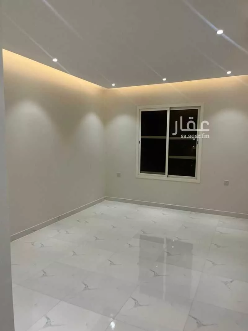 1770 sqm building in Dhahrat Laban 4