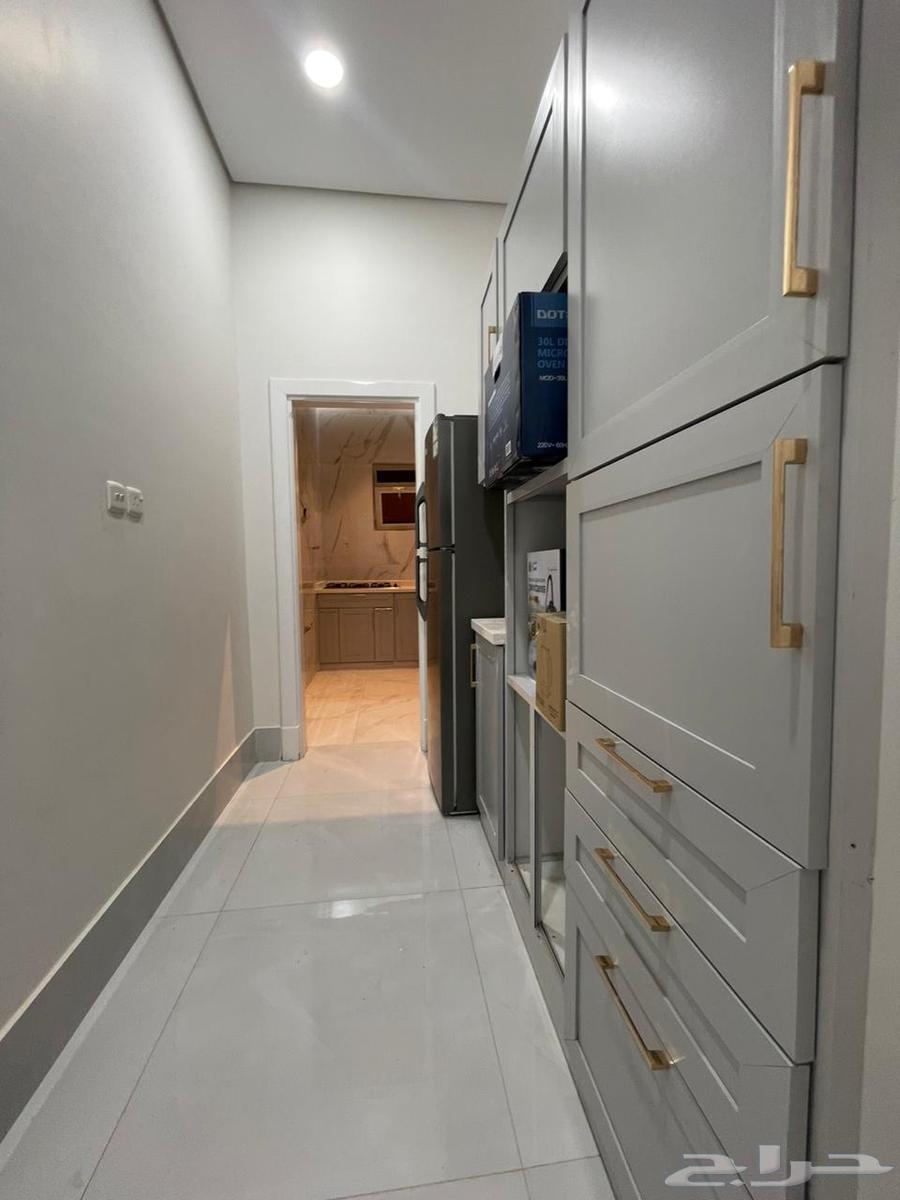 شقة 6 غرف في السكب 2