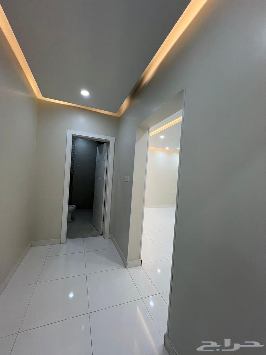 شقة 3 غرف في الرانوناء 4