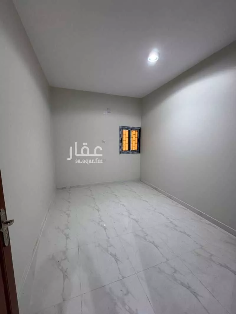 عمارة 450 م² في جرير 6