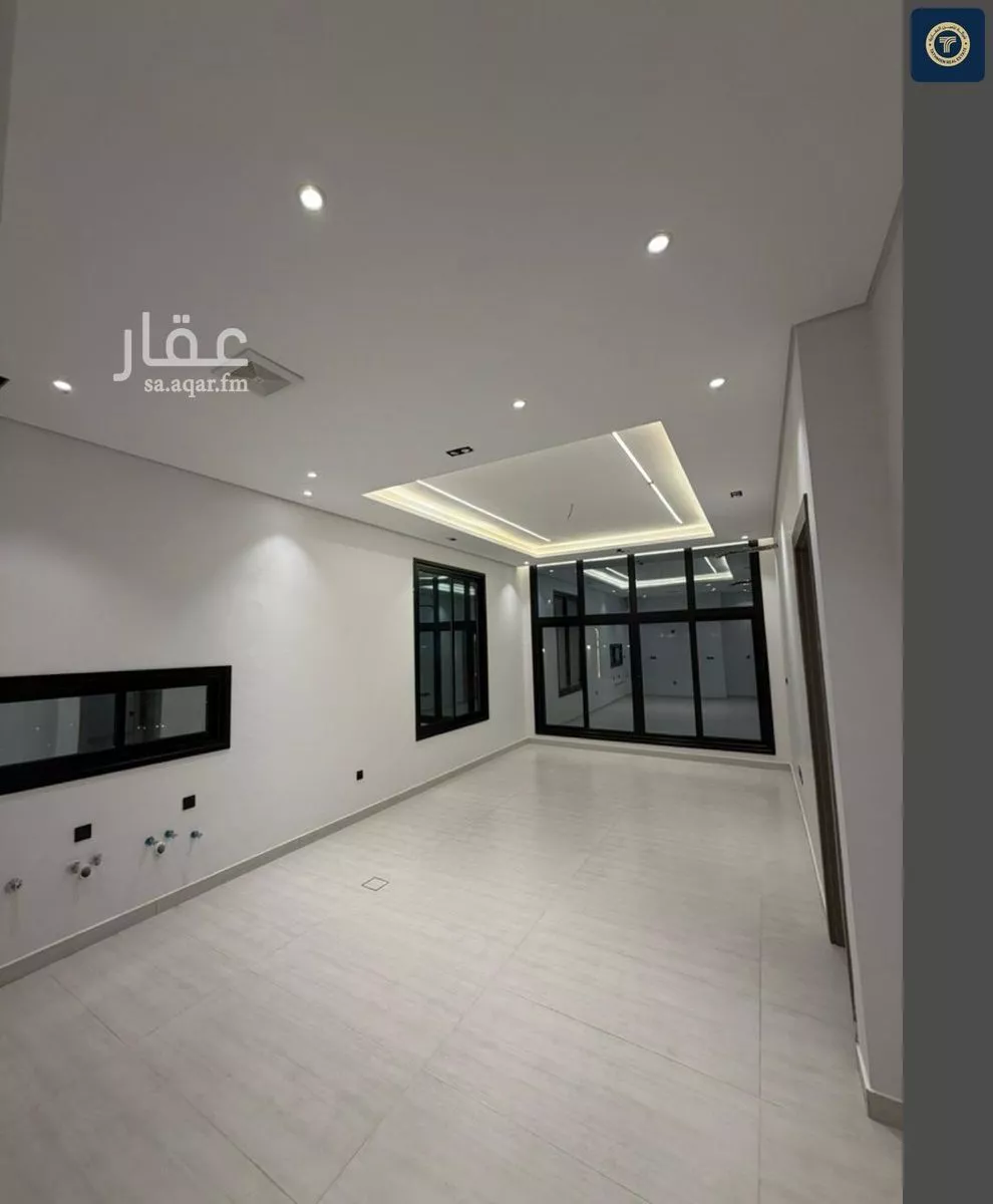 شقة 4 غرف في النزهة 4