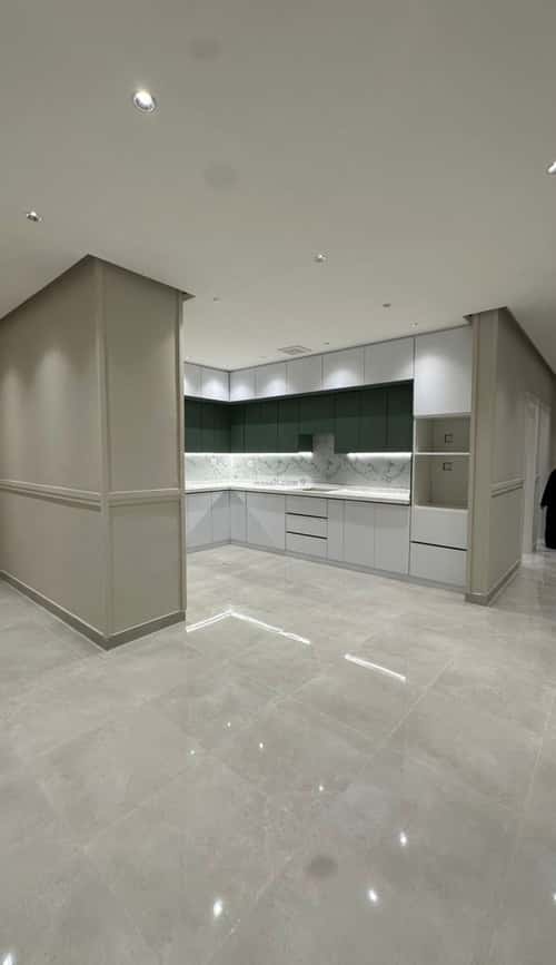 شقة 5 غرف في الصواري 6