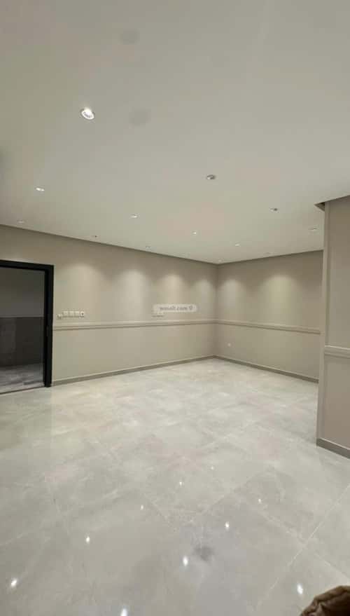 شقة 5 غرف في الصواري 10