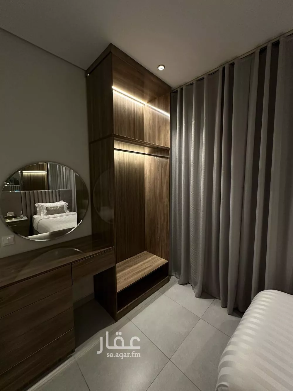 شقة 3 غرف في الملقا 12