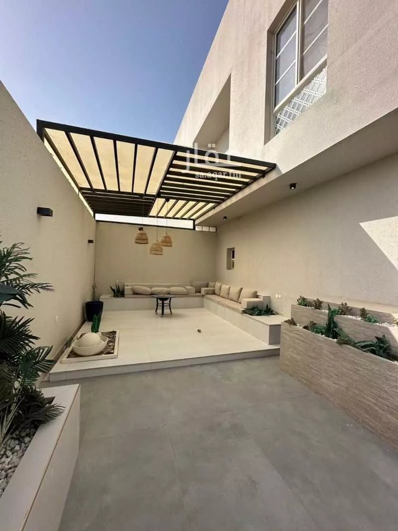 3 bedroom apartment in Al Malqa 13