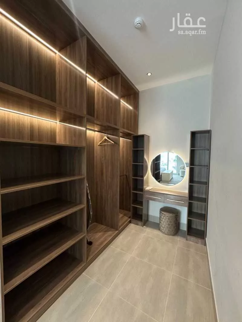 3 bedroom apartment in Al Malqa 7