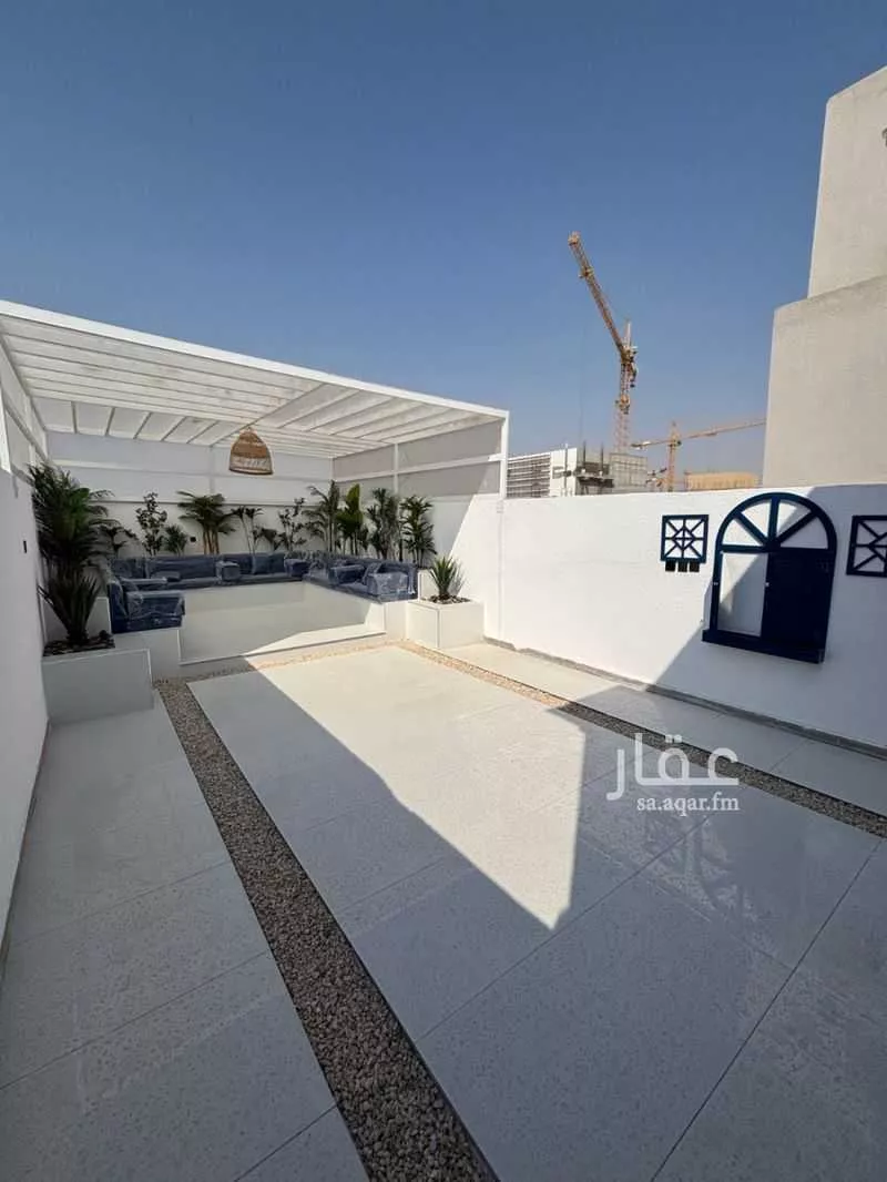 3 bedroom apartment in Al Malqa 14