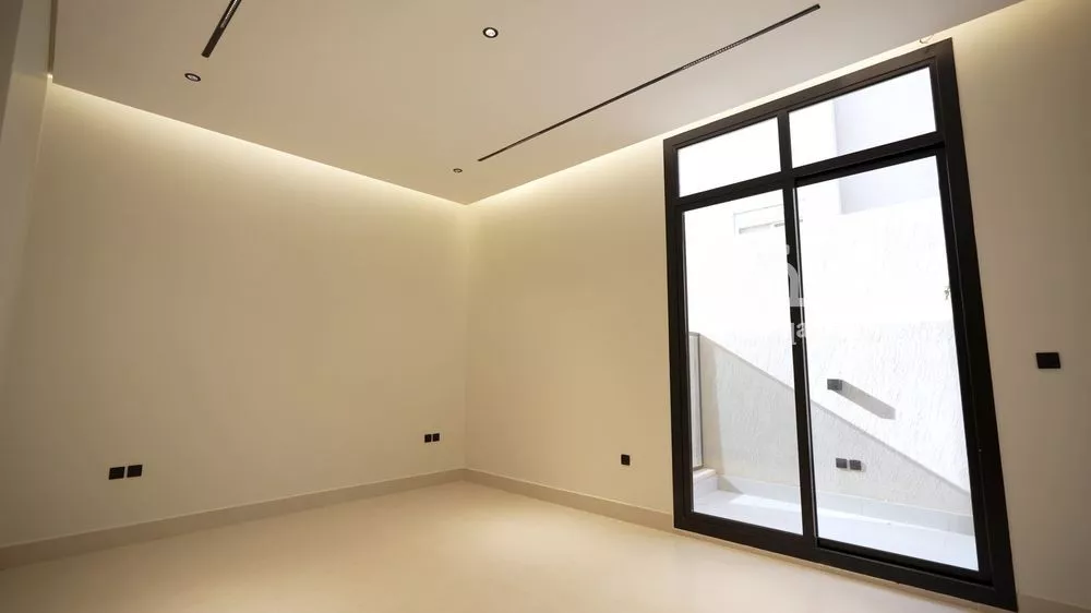 فيلا 4 غرف في القيروان 13