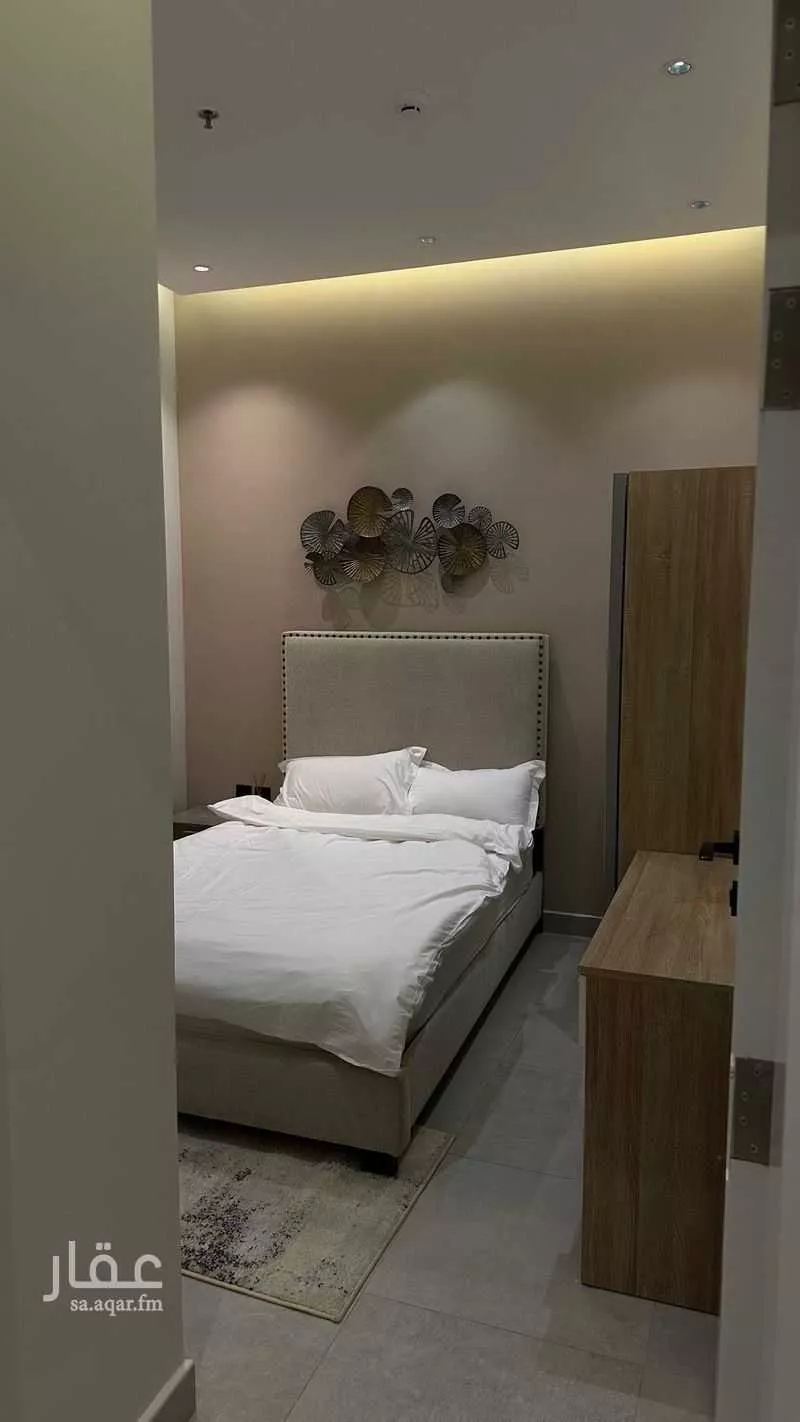 3 bedroom apartment in Al Malqa 18