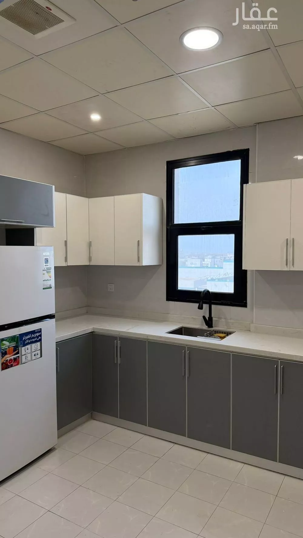 شقة 4 غرف في الحمرا 5