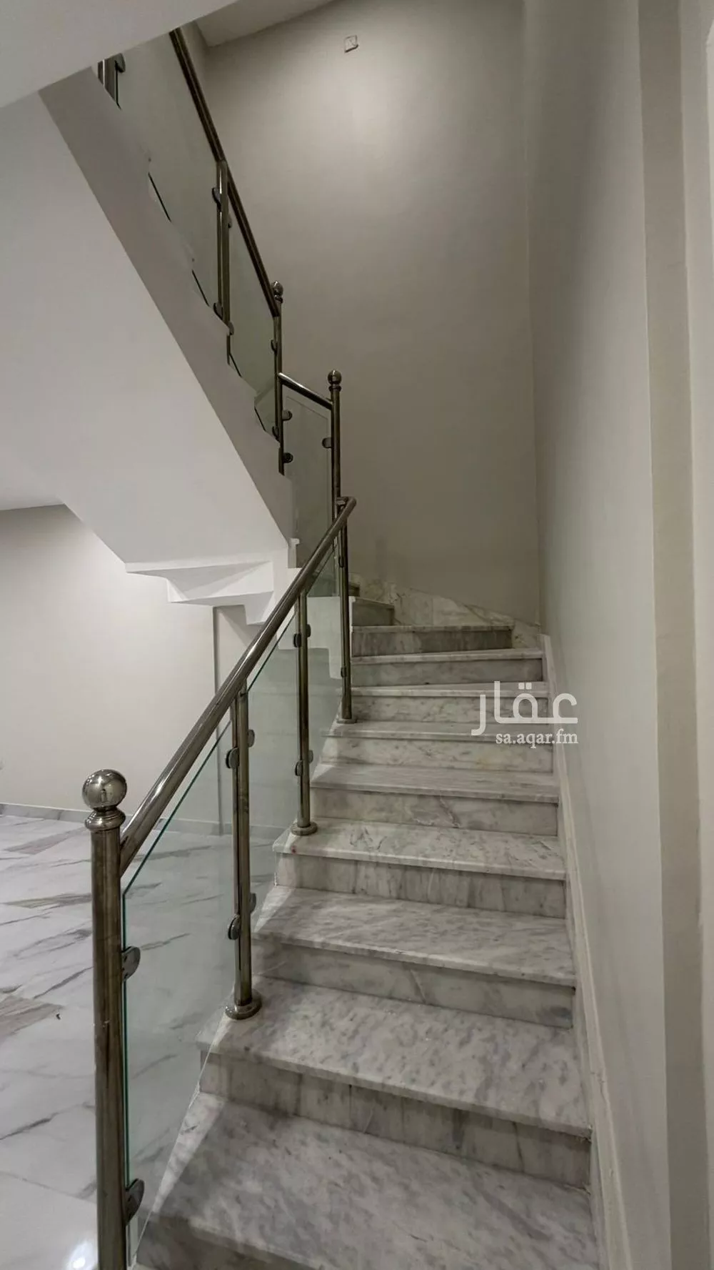 شقة 4 غرف في الحمرا 6