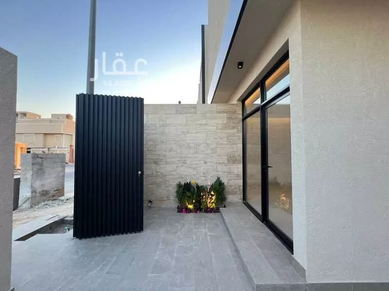 5 bedroom villa in Al Narjis 4