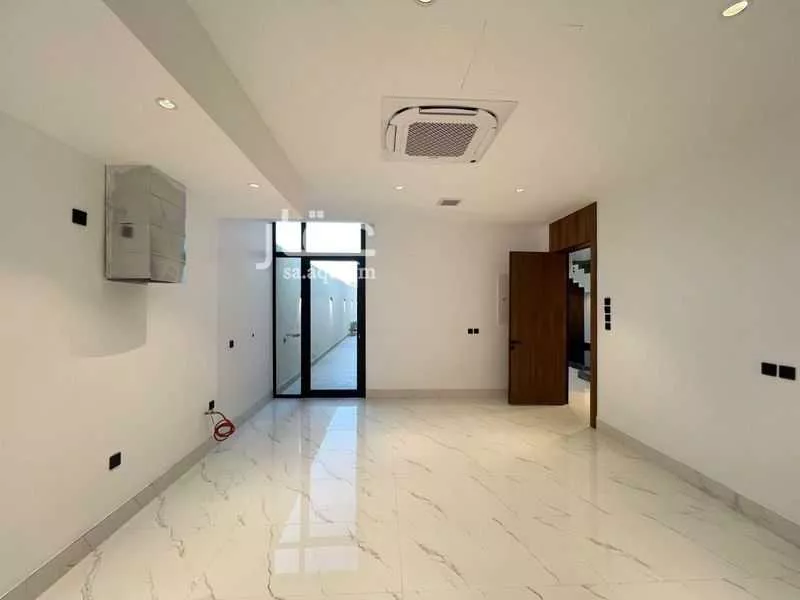 5 bedroom villa in Al Narjis 8