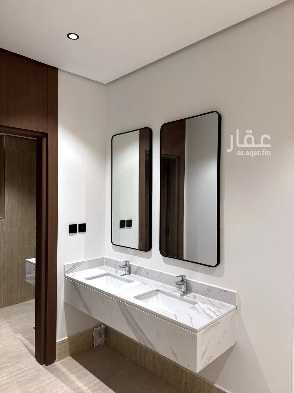 شقة 3 غرف في الخور 10