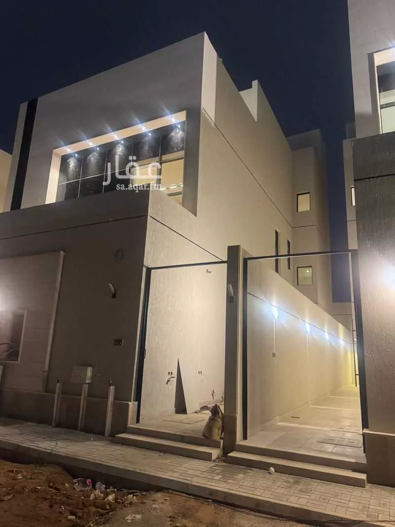 12 bedroom villa in Al Rimal 4