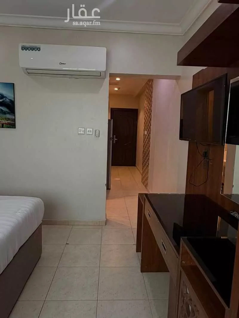 شقة 1 غرف في العليا 3