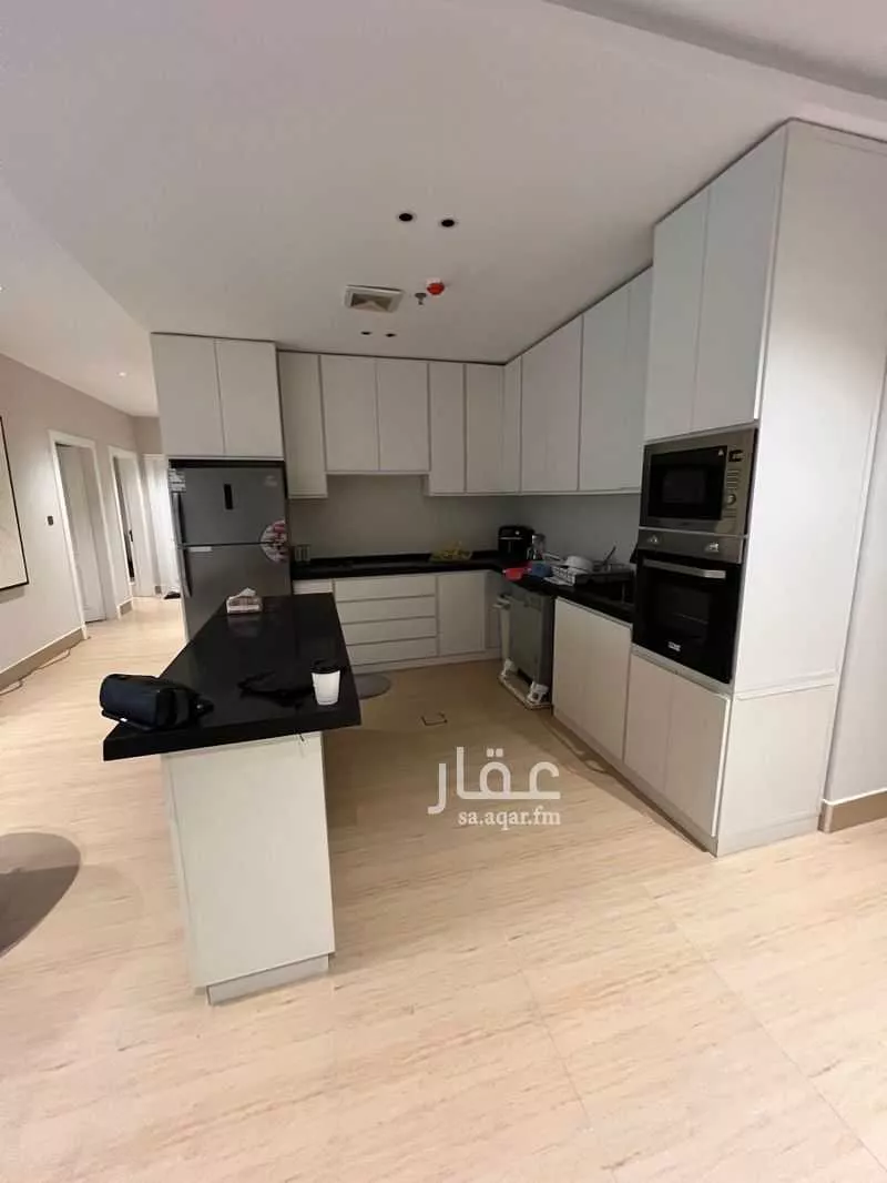 شقة 3 غرف في الحمرا 5