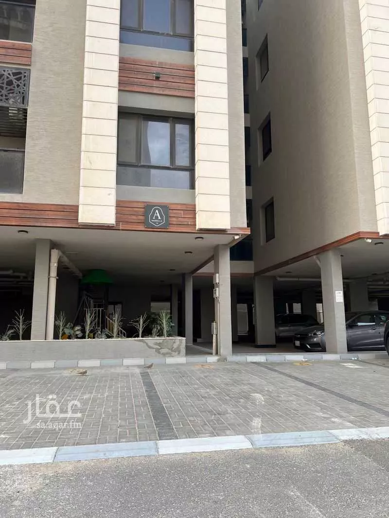 شقة 3 غرف في الحمرا 7