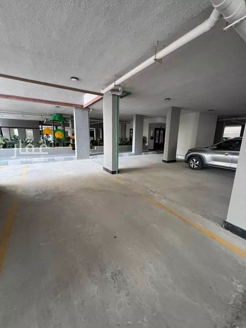 شقة 3 غرف في الحمرا 9