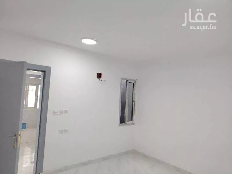 فيلا 3 غرف في العزيزية 3