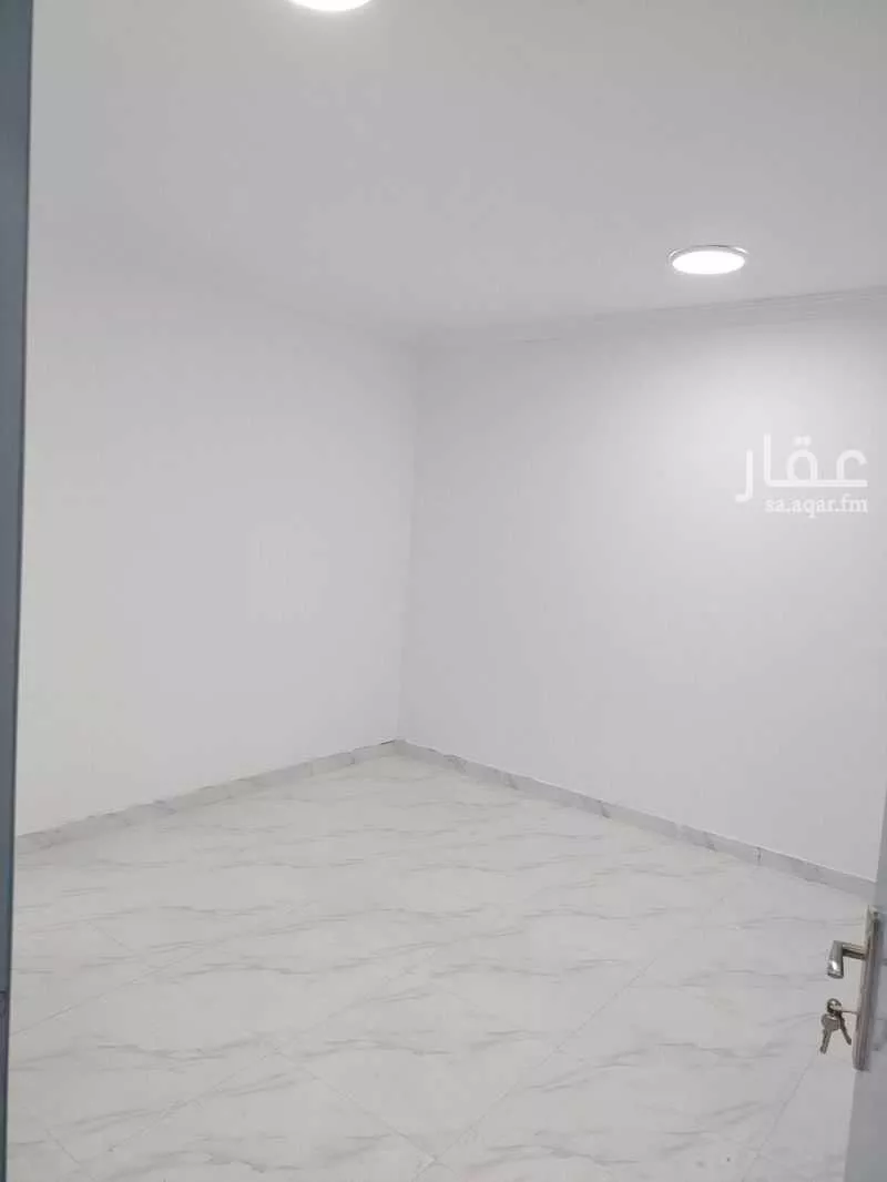 فيلا 3 غرف في العزيزية 7