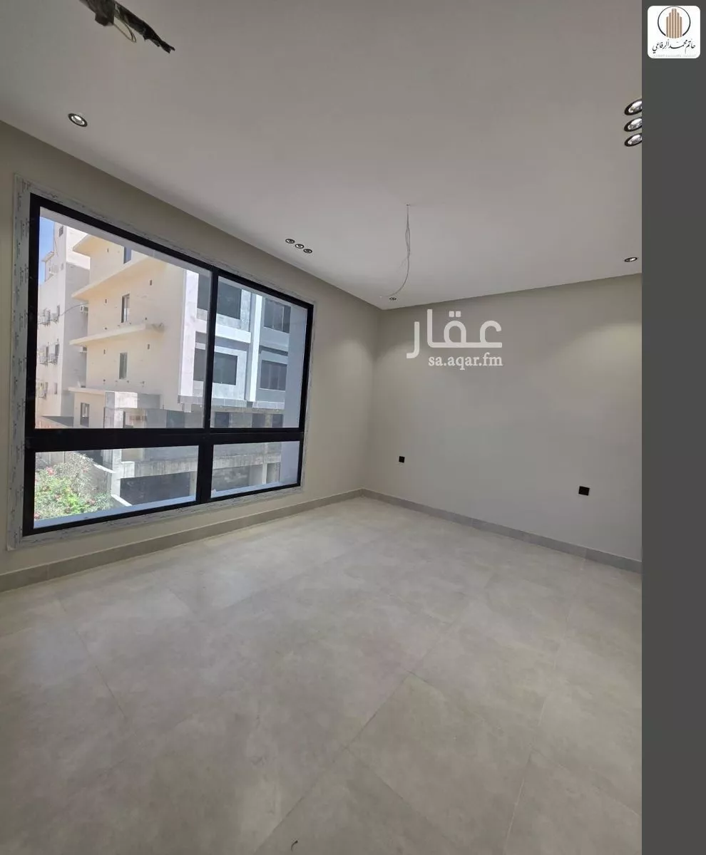 شقة 4 غرف في الروضة 3