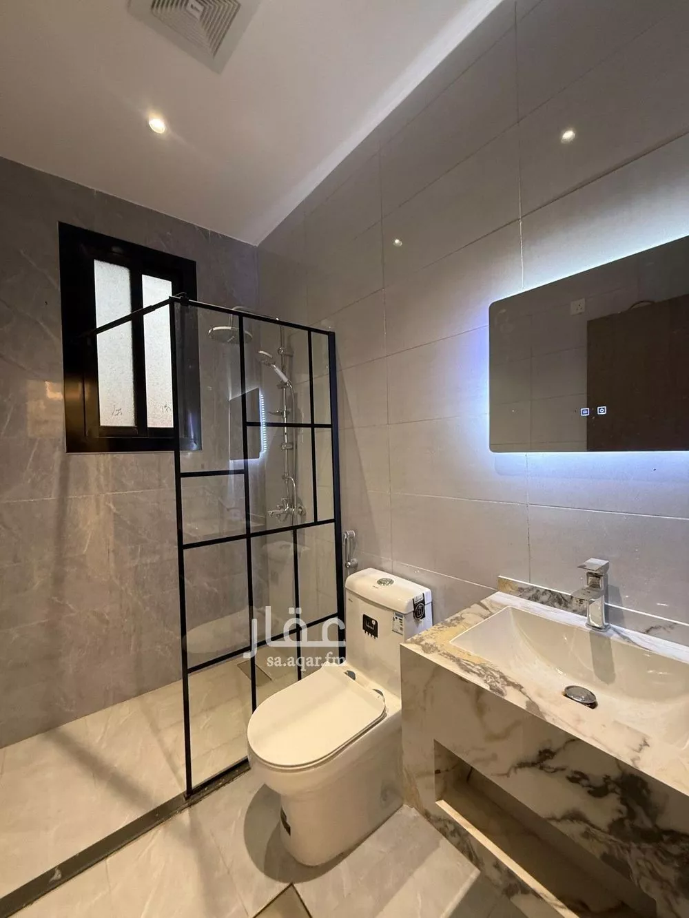 شقة 5 غرف في مدائن الفهد 5