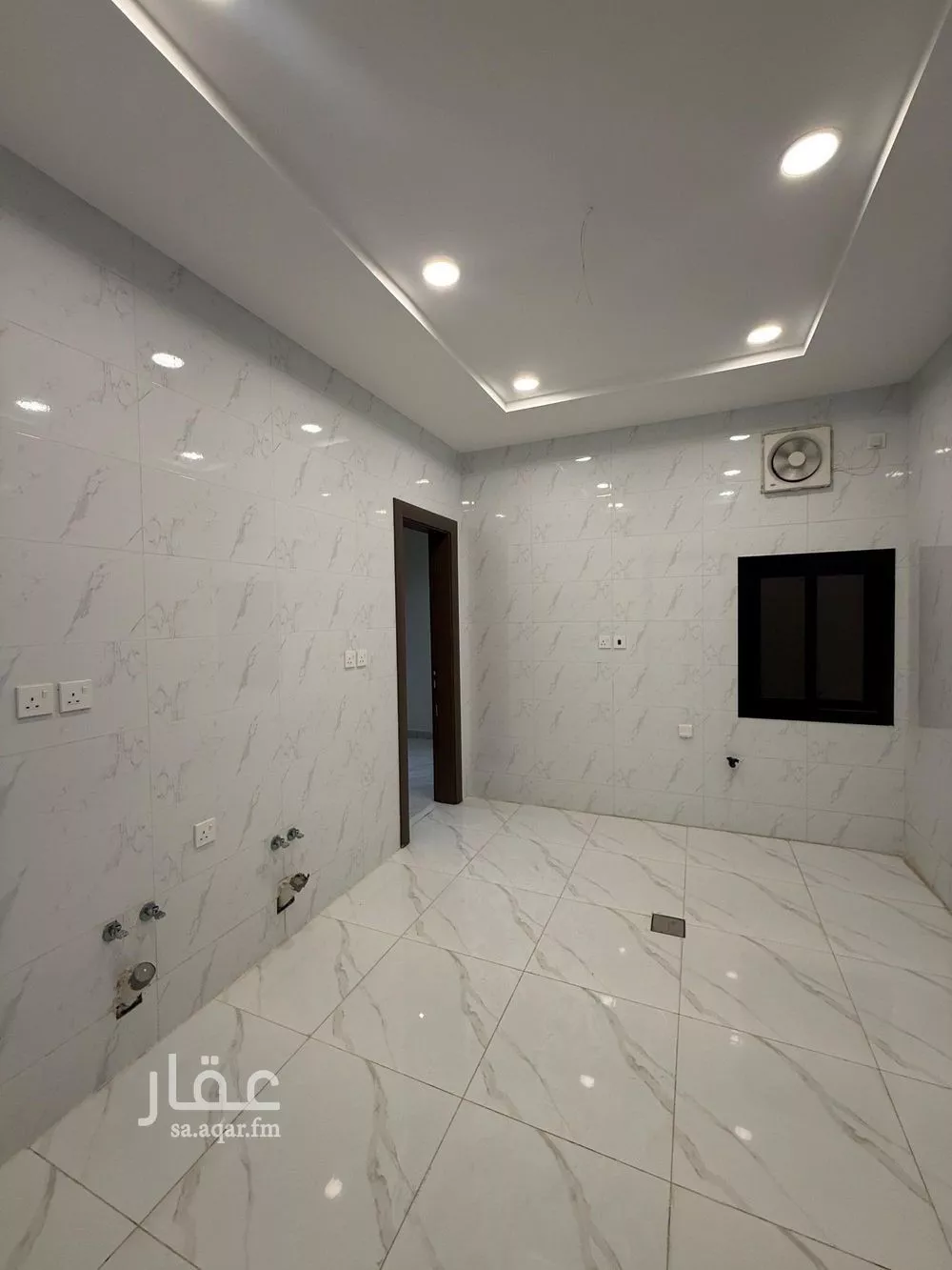 شقة 5 غرف في مدائن الفهد 7