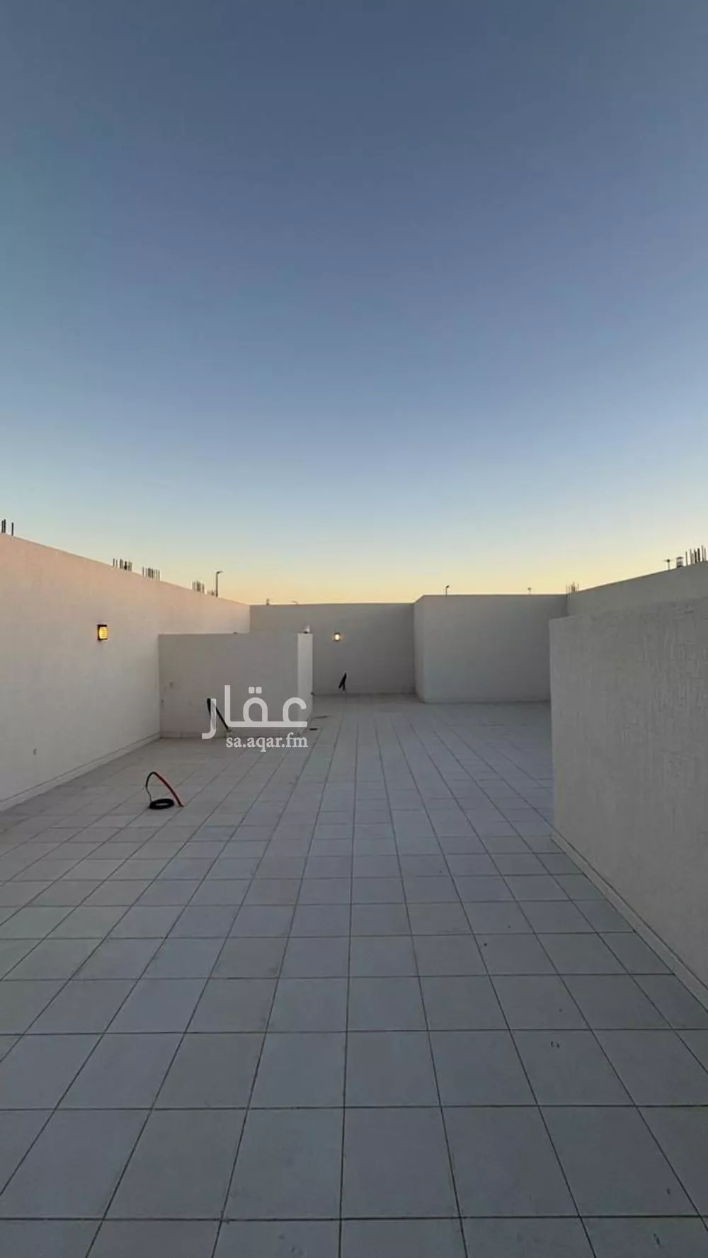 دور 5 غرف في نبلاء 6