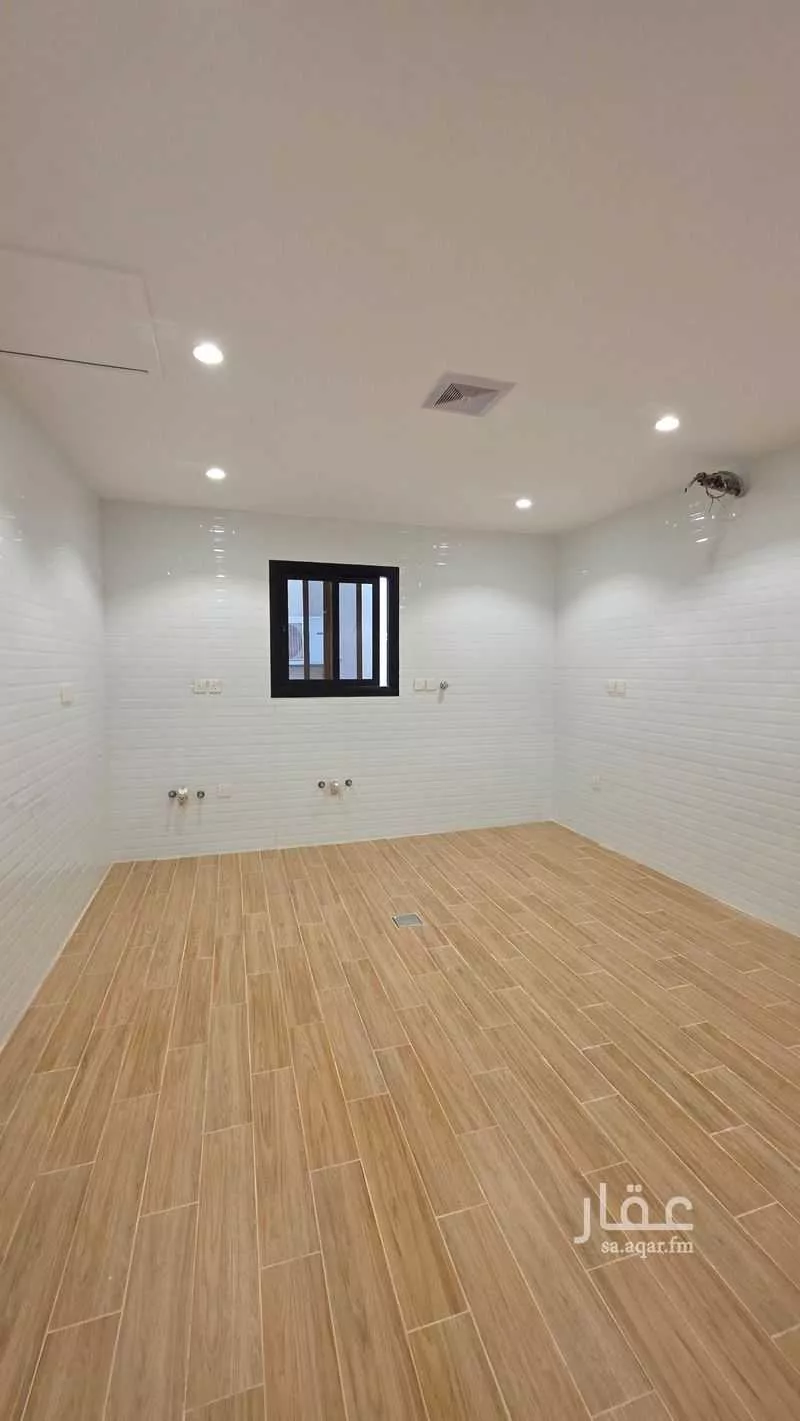 عمارة 450 م² في الفروسية 12