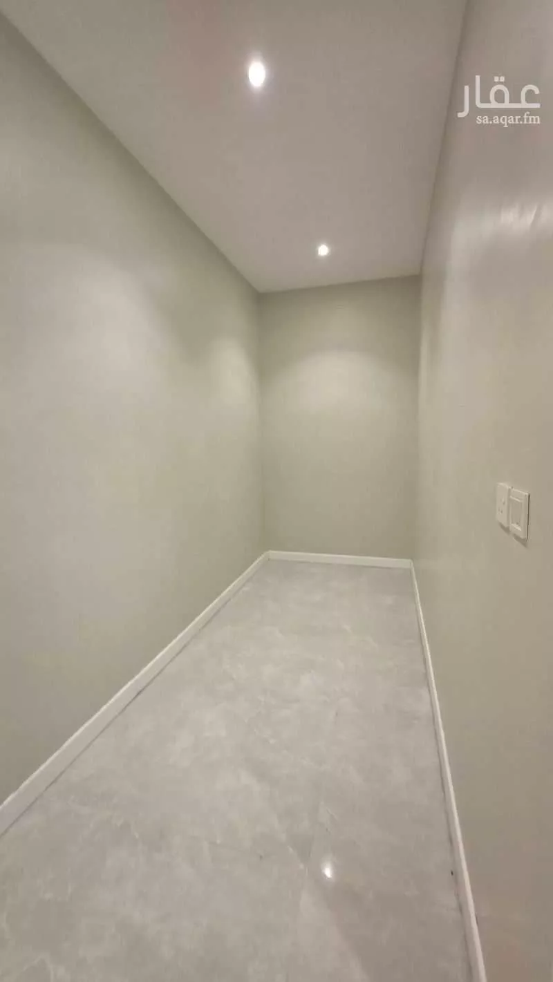 عمارة 450 م² في الفروسية 8