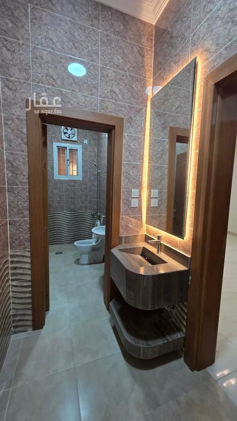 624 sqm building in Al Sawari 21