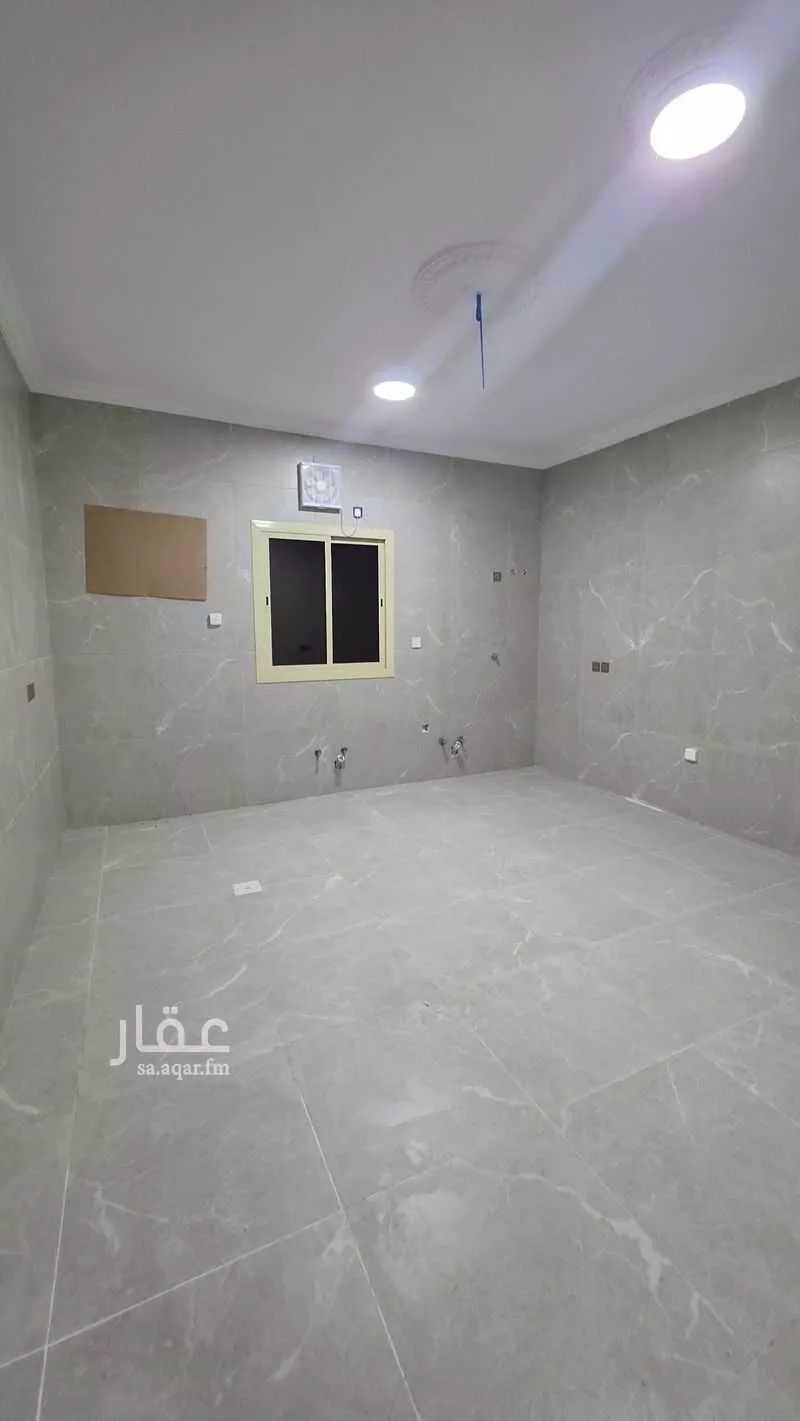 624 sqm building in Al Sawari 7
