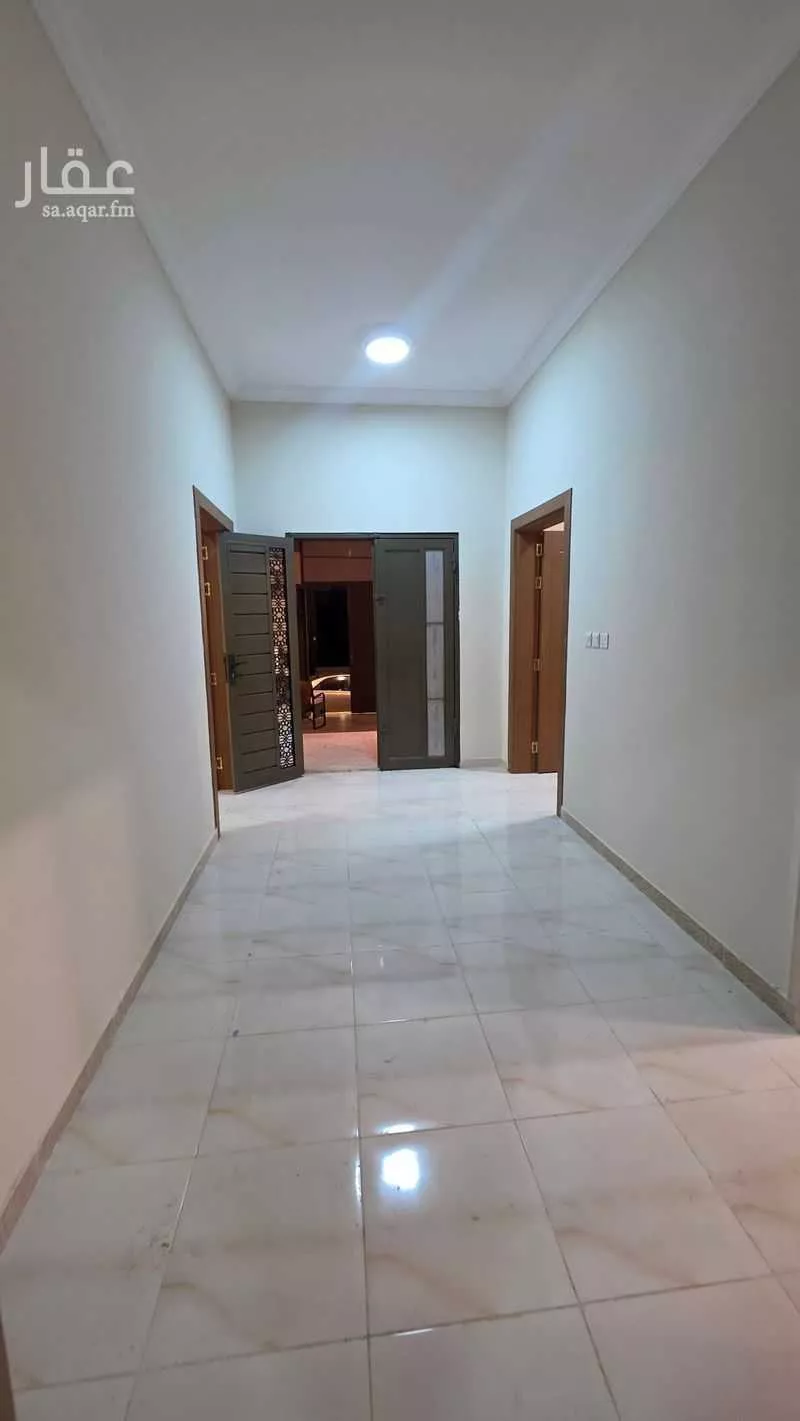 624 sqm building in Al Sawari 10