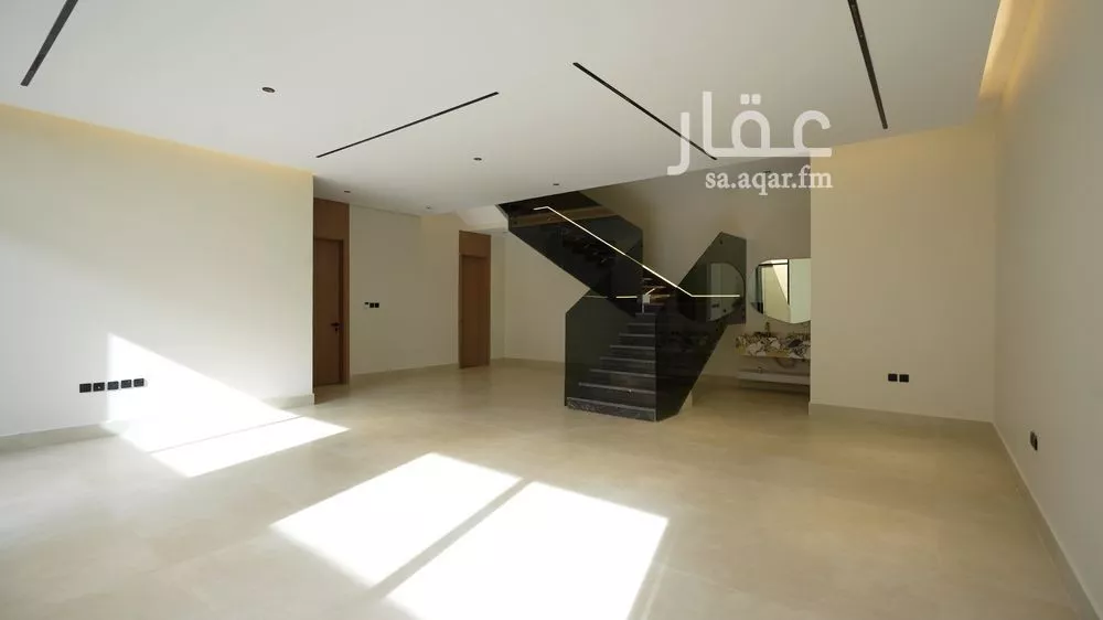 3 bedroom floor in Al Qairawan 11