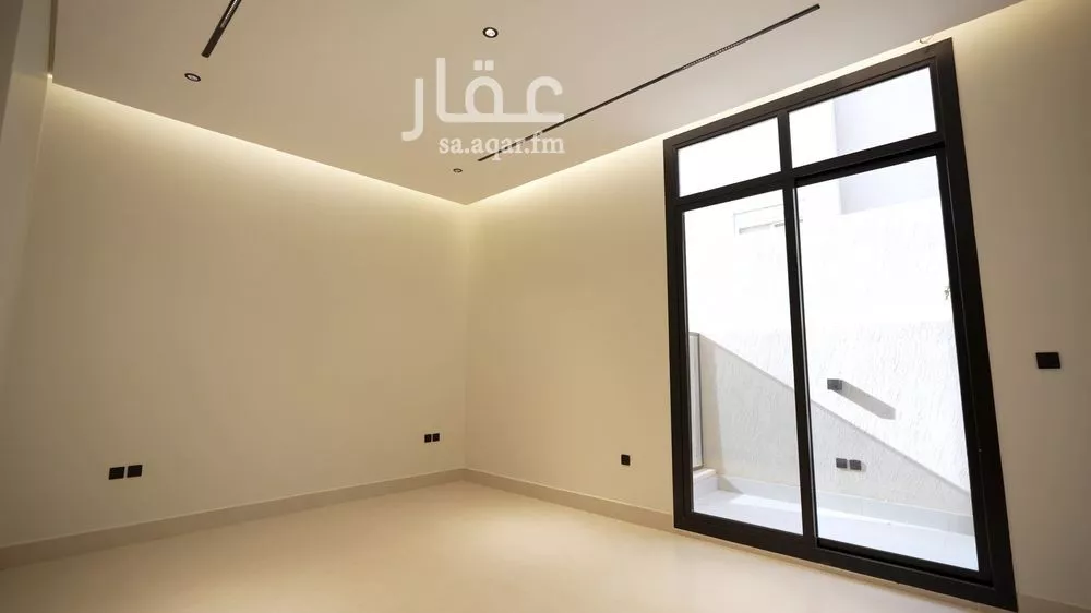 3 bedroom floor in Al Qairawan 13