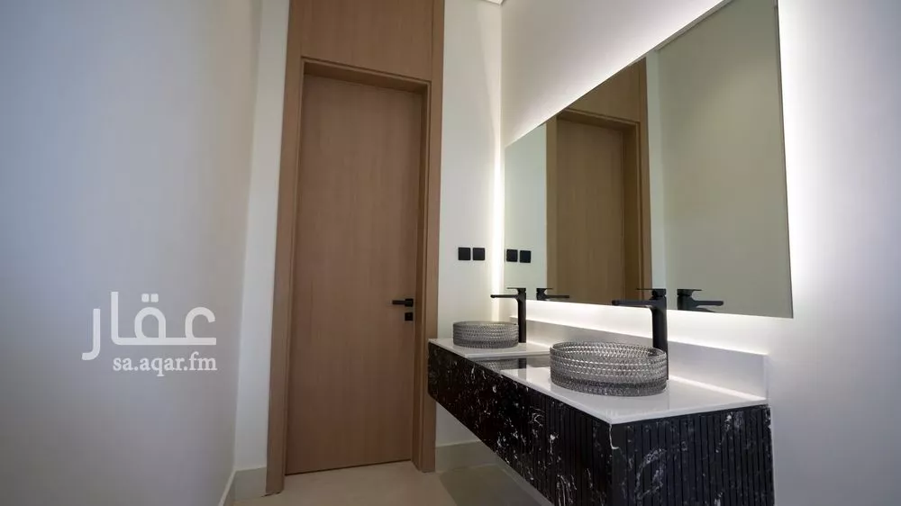 3 bedroom floor in Al Qairawan 3