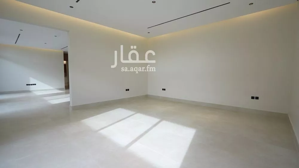 3 bedroom floor in Al Qairawan 10