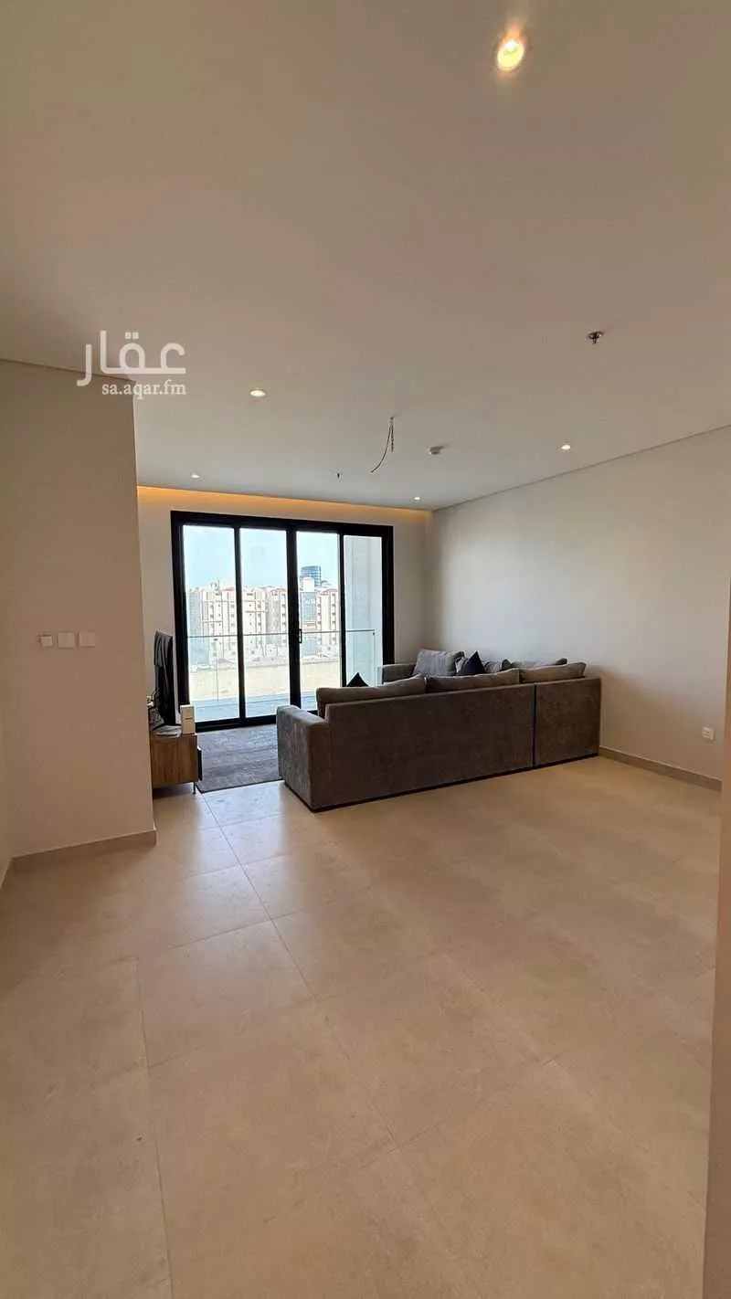 شقة 3 غرف في الراكة الجنوبية 7