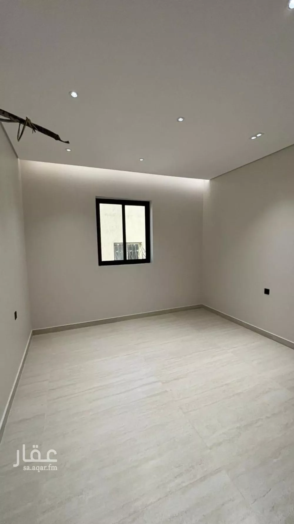 شقة 4 غرف في الراية 10