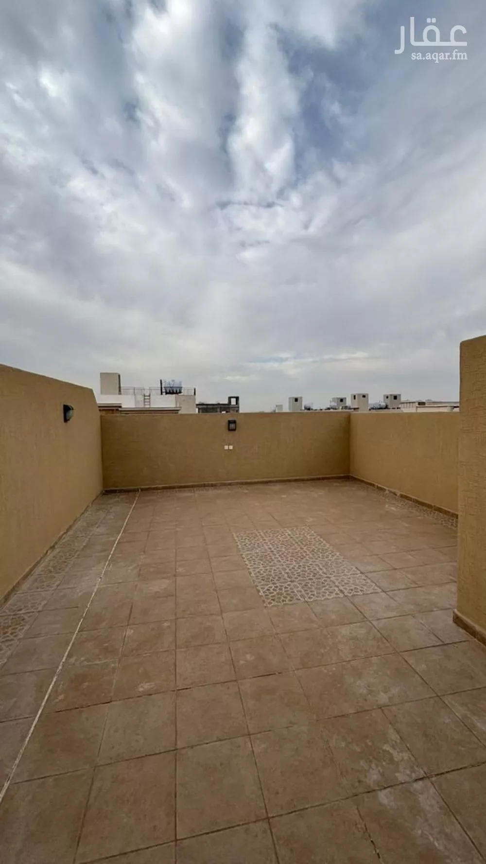 شقة 5 غرف في الغراء 11