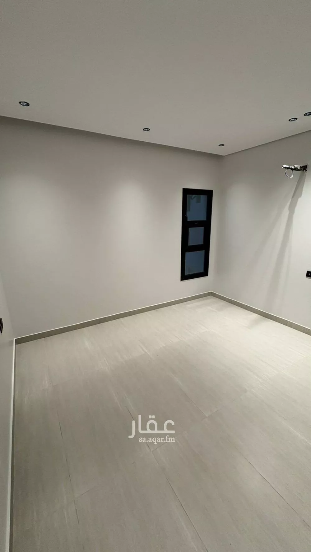 شقة 4 غرف في شوران 8