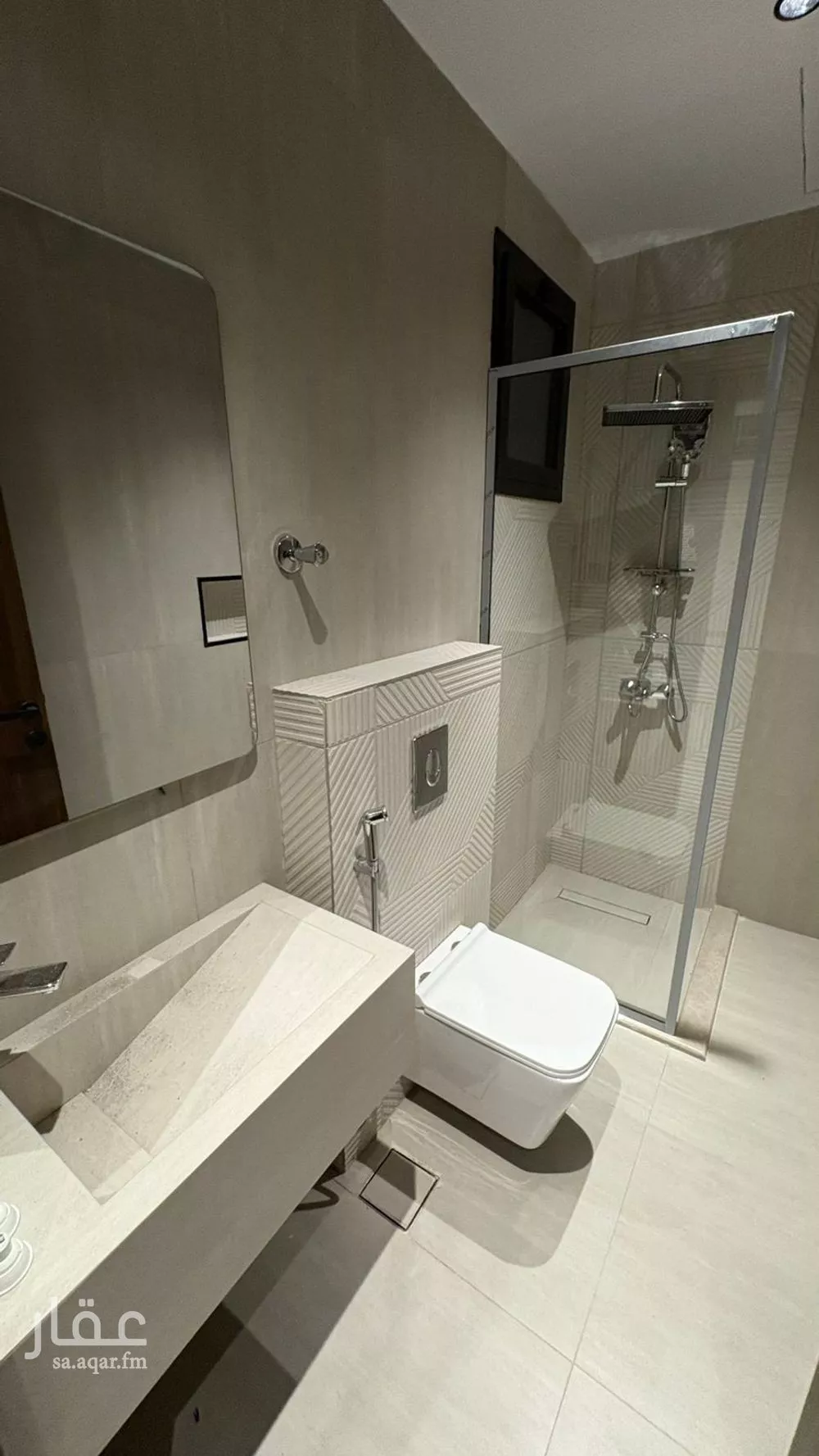 شقة 4 غرف في شوران 9