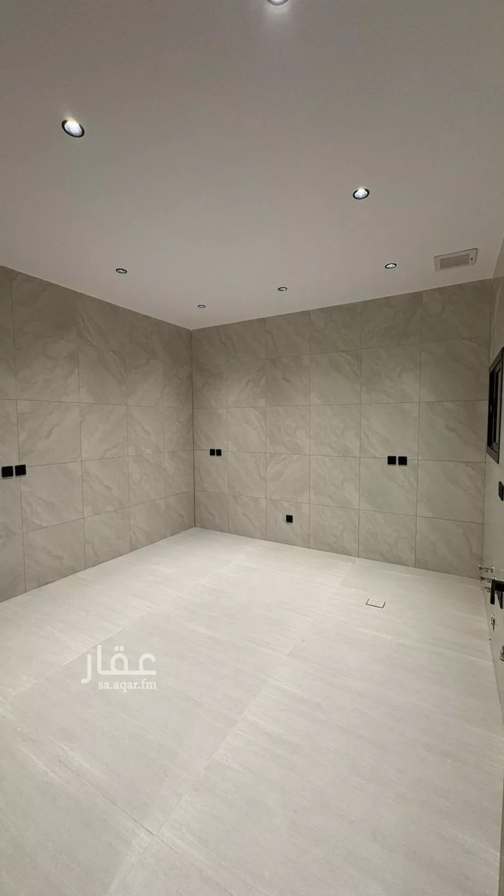 شقة 4 غرف في شوران 10