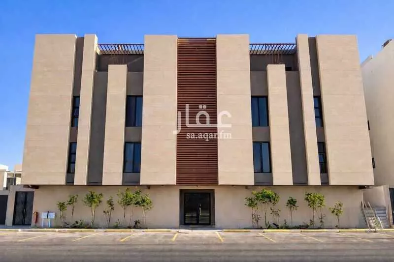 عمارة 600 م² في العارض 2