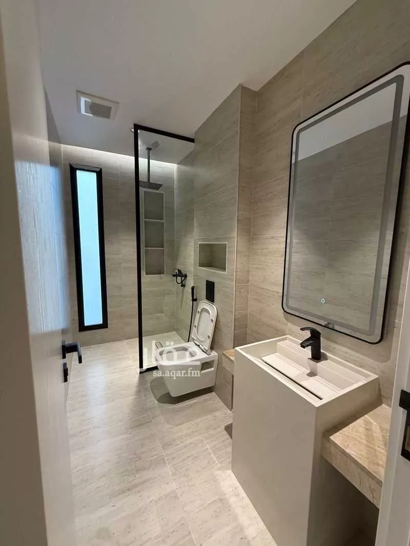 5 bedroom apartment in Batha Quraysh 7